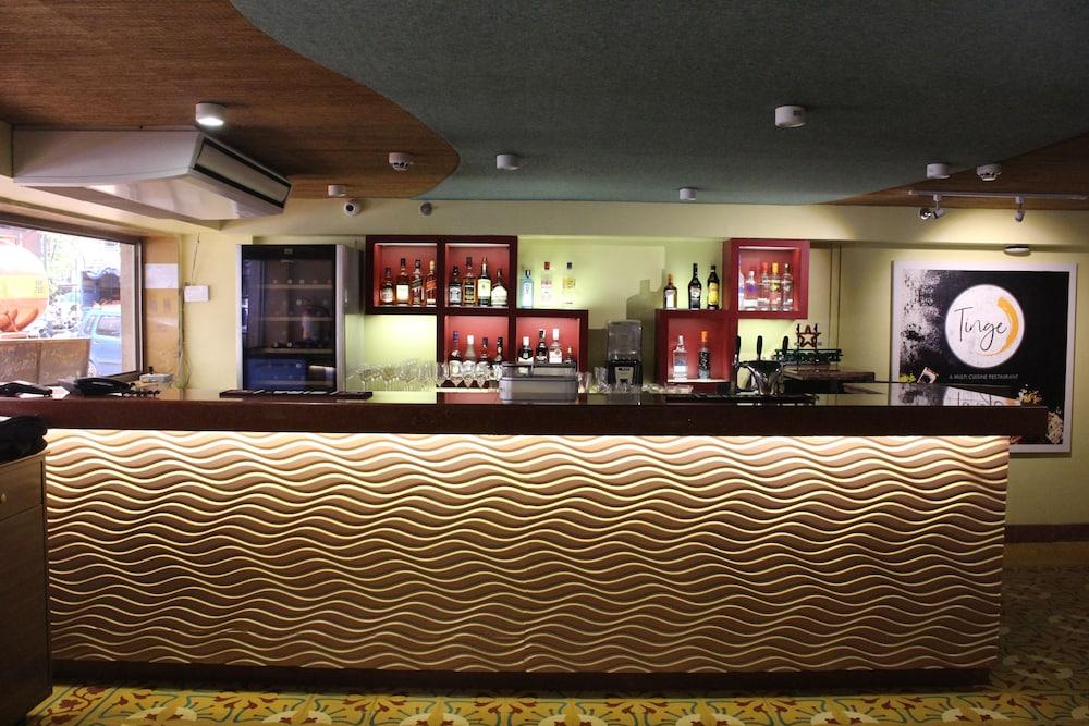Grande Delmon Hotel Panadzsi Kültér fotó
